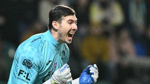 Transferul lui Florin Niță la Pardubice, descris într-un mod fabulos în presa din Cehia: „Un dar din cer! Cel mai bun din istoria clubului”