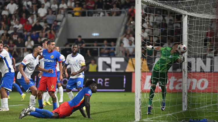 🚨 FCSB – Farul 2-2, în etapa 3 din Superliga. Florin Tănase a ratat un penalty, dar echipa lui Gigi Becali rămâne lider