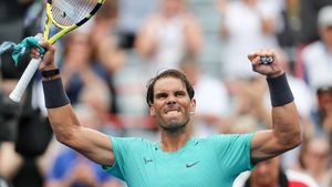 Rogers Cup Montreal | Nadal a început cursa de apărare a trofeului cu o victorie muncită, după trei întreruperi cauzate de ploaie, iar Dominic Thiem a "rupt" blestemul pe pământ canadian. Tabloul complet al optimilor
