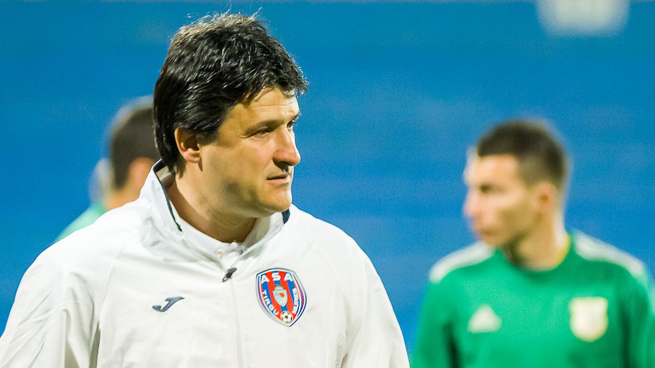 Adrian Falub este noul antrenor al celor de la "U" Cluj: tehnicianul a început antrenamentele cu "Șepcile Roșii"