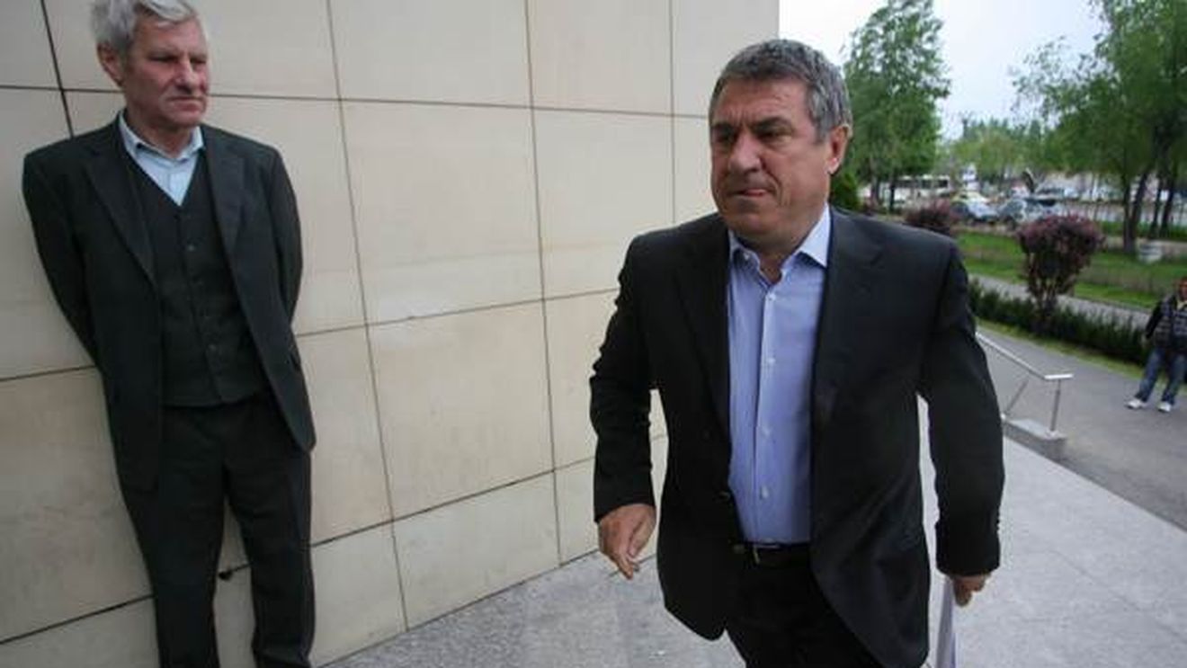 Victor Becali se disculpă!** "Sunt român, nu mă îndrept împotriva țării mele! Cum să mai poți să dormi noaptea după ce condamni un om la 20 de ani?"