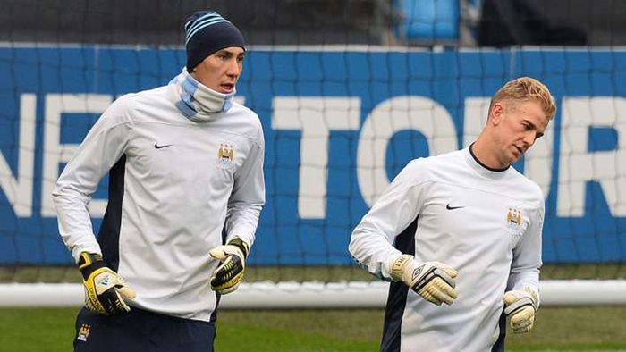 "Dacă joacă în Premier League, de ce nu e folosit și în Ligă?" Fanii lui City îl vor titular incontestabil pe Panti după prestația lui Hart cu Bayern Munchen