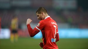 Dinamo continuă transferurile! Gicu Grozav se întoarce în "Ștefan cel Mare": condiția pusă de atacant pentru a reveni în Liga 1