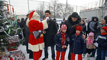 "Câinii" au împărțit cadouri:** "Vom recupera diferența de 7 puncte!"
