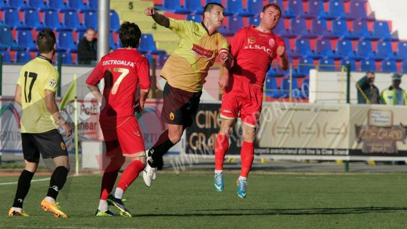 Nemțenii au scăpat din "Iadul Alb". Corona Brașov - Ceahlăul Piatra Neamț 1-0 