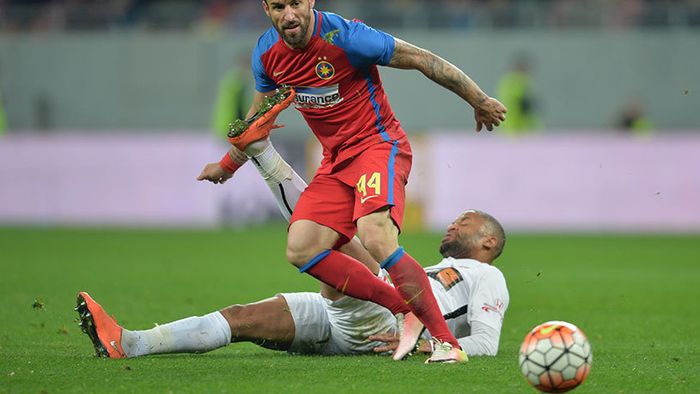 Au trecut peste dezamăgirea cu Zurich. Enache: "Resimțim oboseala, dar suntem pe primul loc". Cum a văzut din teren penalty-ul acordat și accidentarea lui Muniru