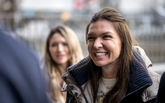 Simona Halep a atras toate privirile! Ținuta all-black le-a tăiat răsuflarea celor din jur