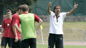 Bonetti schimbă jumătate de echipă pentru Cluj