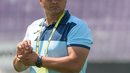 EXCLUSIV | Povestea incredibilă cu Ionel Ganea. Jucătorii de la Rapid, prinși în fapt de "Ganez": "A venit personal, nu era de glumit cu dânsul"