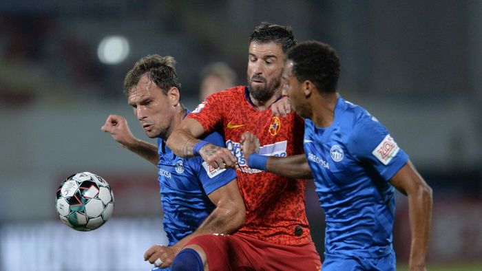 „Mă îndrept spre anorexie!”. Considerată de mulți cea mai frumoasă femeie din România, soția fotbalistului vorbește despre problemele cu greutatea
