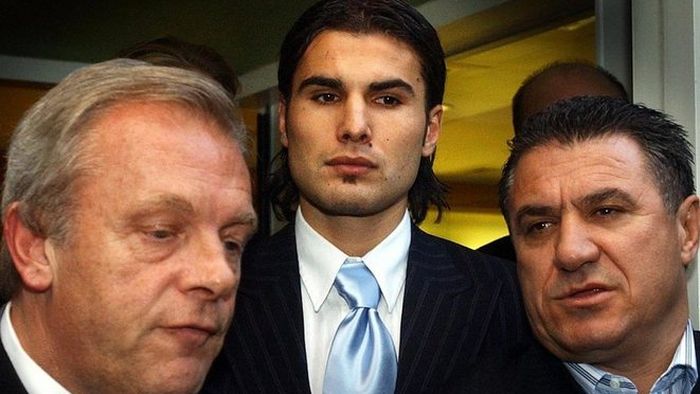 Victor Becali: "Probabil că Mutu ținea o cură, e treaba Fiorentinei"