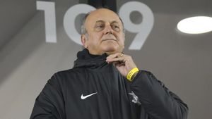 E oficial! A plecat de la Rapid cel mai nereușit transfer din era Șucu