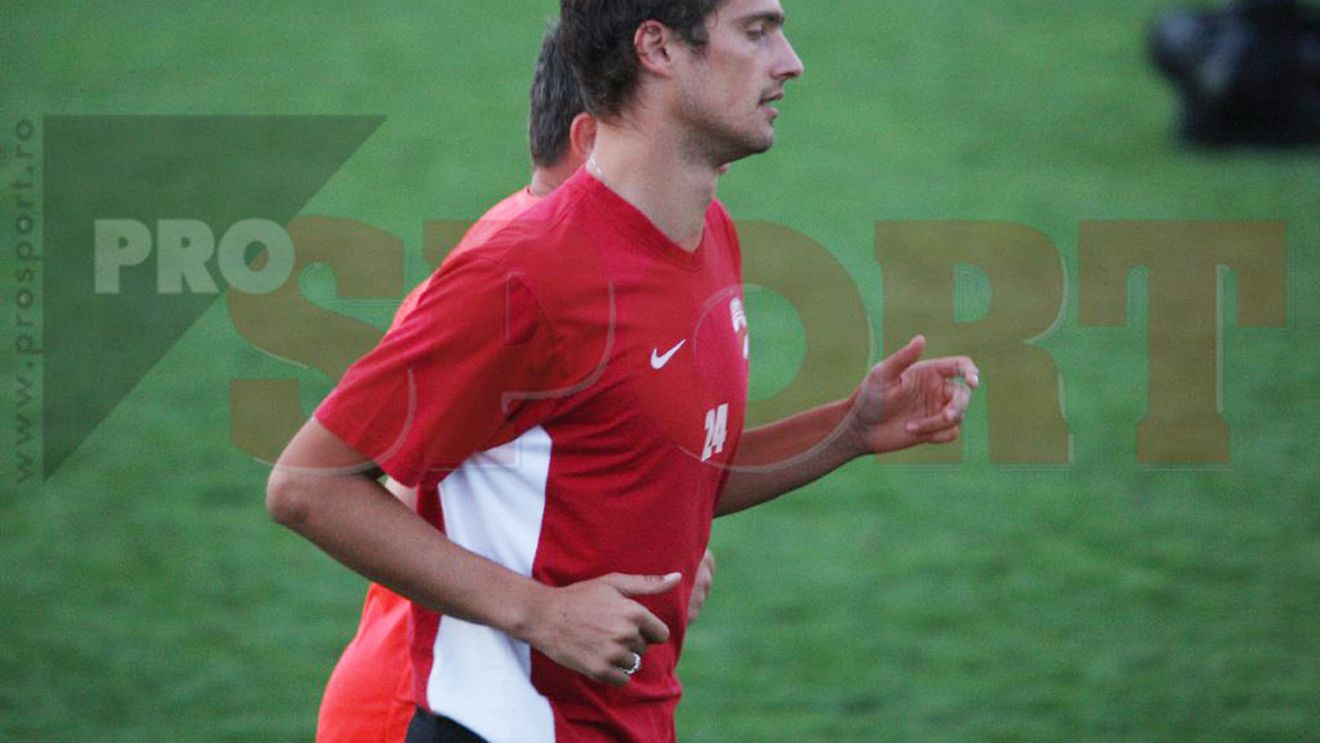 EXCLUSIV "Eu sunt mai nebun, am semnat pe viață cu Dinamo"! CUM COMENTEZI?