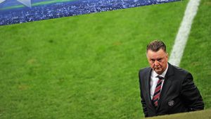 Sătul de incertitudine!** Louis Van Gaal vrea perioadă de transferuri pentru antrenori