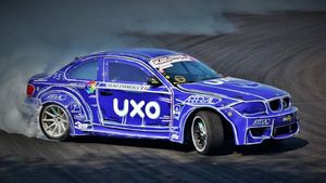 O nouă echipă de drift în campionatul național! Apariție surpriză: mașinile, pictate manual