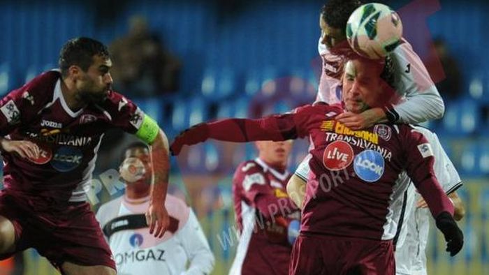 Daniele Orsato arbitrează meciul Manchester United - CFR Cluj