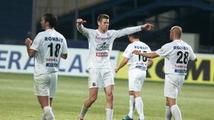 "Panduri" adormiți! Gloria-Pandurii 3-0!