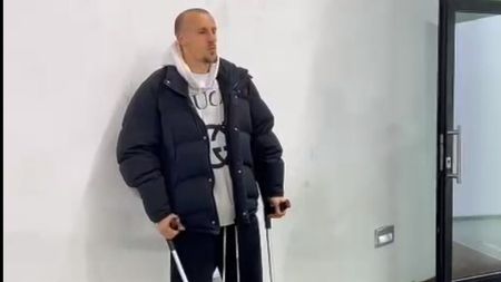 Vlad Chiricheș, surprins în cârje la derby-ul Dinamo - FCSB! Ce a făcut fundașul în zona vestiarelor. FOTO