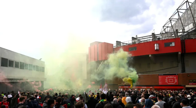 Momentele de groază prin care au trecut fanii lui Manchester United care au făcut deplasarea la Gdansk pentru finala Europa League cu Villarreal! VIDEO