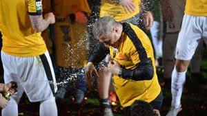 Șumudică, revoltat după "lista de interdicții" primită de la juristul FRF: "Și la pușcărie ai dreptul la vorbitor... Eu nu pot face nimic!" 