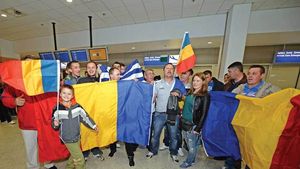 Suporterii români îl roagă pe președintele FRF să le faciliteze intrarea pe stadion: "Nașule, ajută-ne! Nu putem intra decât cu buletin!"