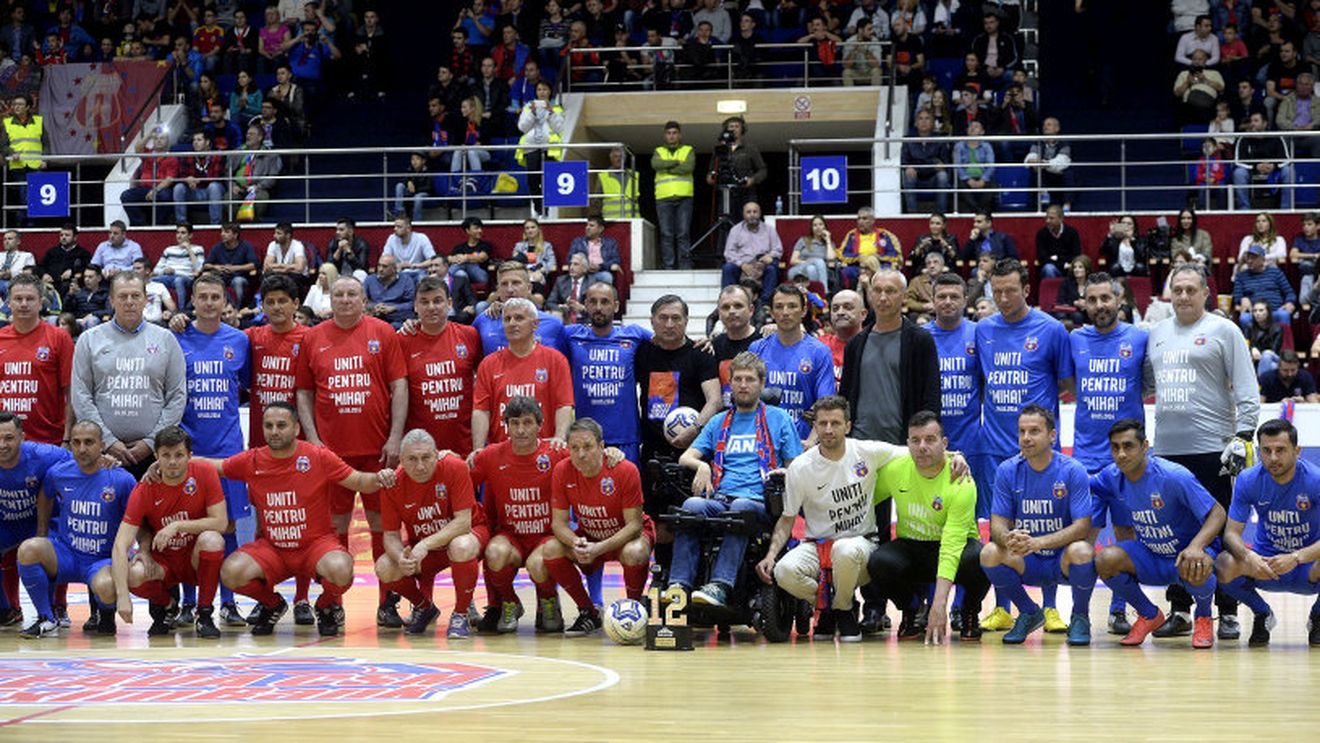 FOTO | Jucătorul dorit de Steaua a fost în tribunele Sălii Polivalente la Steaua '86 - Steaua '06: "Ar fi o mândrie, pentru mine există doar Steaua"

