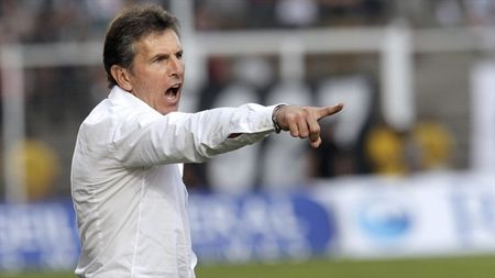 Convocările la națională i-au fost fatale:)** Claude Puel s-a băgat la joc și și-a spart nasul