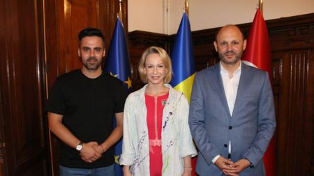 Campioana mondială Sandra Izbașa, primire extraordinară la Institutul Cultural Român din Istanbul! Gestul care a surprins-o pe marea noastră sportivă | FOTO