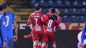 Paul Anton, din nou salvator! Dinamovistul a marcat superb, după euro golul cu Poli Iași | VIDEO