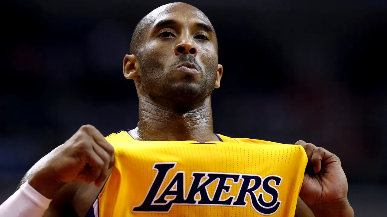 Doi americani au plătit 50 000 de euro pentru a vedea ultimele meciuri din cariera lui Kobe Bryant