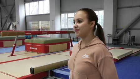 Gimnasta Amalia Puflea nu dă înapoi, după ce și-a acuzat antrenorul că a lovit-o: „Nu cred că m-am gândit niciodată să îmi retrag plângerea, doar am spus adevărul!”. Cum a ajutat-o Mariana Bitang să ajungă la Dinamo | VIDEO EXCLUSIV