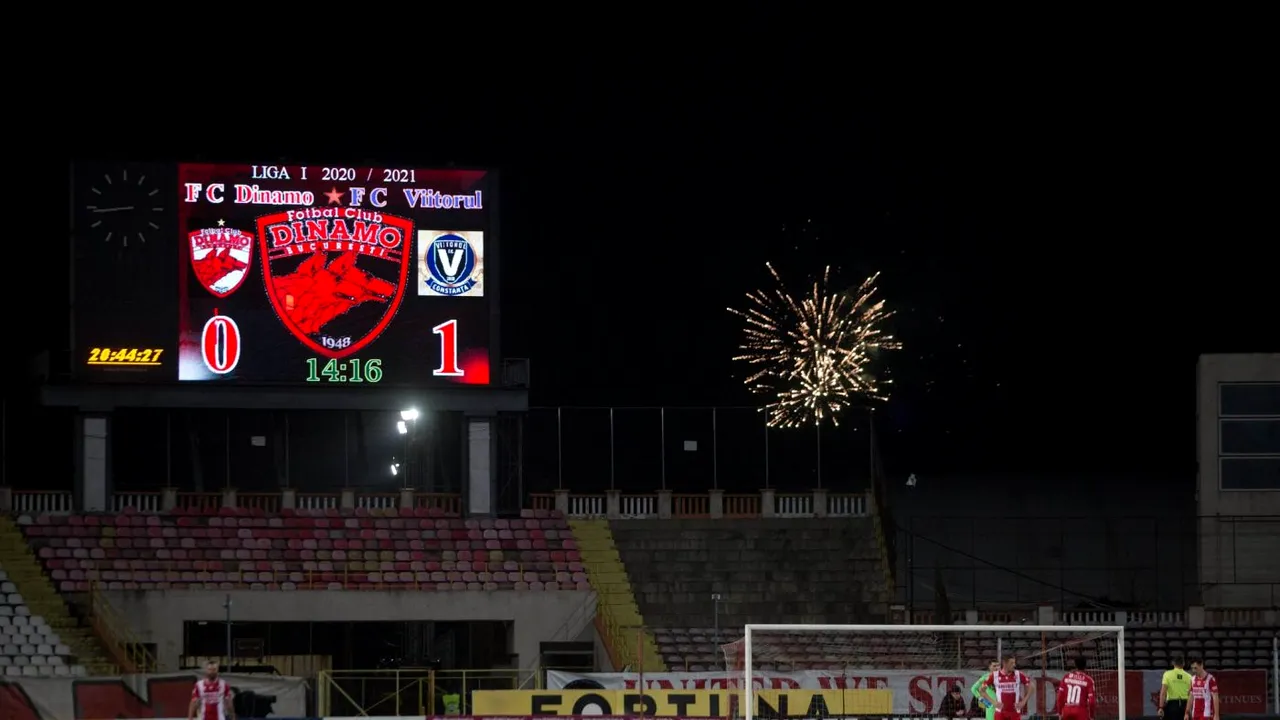 S-au văzut din nou artificii în „Ștefan cel Mare”! Momentul nepotrivit în care fanii lui Dinamo au „aprins” cerul în timpul meciului cu Viitorul