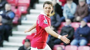 Viața bate "Goal"-ul!** Povestea lui Chicharito, desprinsă din celebra trilogie americană