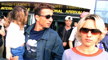 Cum a ajuns președinte în Liga 1 bărbatul care i-a distrus mariajul lui Dan Petrescu și care o aștepta pe soția acestuia „ca un cățeluș, cu 100 de trandafiri”