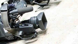 Doar 3 meciuri pe etapă se vor vedea la TV!** "Oamenii nu vor mai sta la televizor în pat"