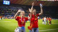 „Mi-au zis că sunt o c…ă trădătoare!”. Iubita fotbalistului a rupt tăcerea despre trauma pe care a trăit-o