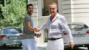 Becali i-a dat ULTIMATUM lui Fl. Costea:** "Știam că joacă poker cu niște 'bagabonți' din Vâlcea! Dacă mai face, îl DISTRUG!"