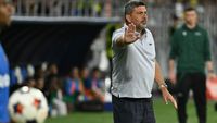 Baciu a dat cu pumnul în masă! Primul 11 FCSB pentru meciul cu Farul: Tănase e rezervă, Târnovanu nu e nici pe bancă!