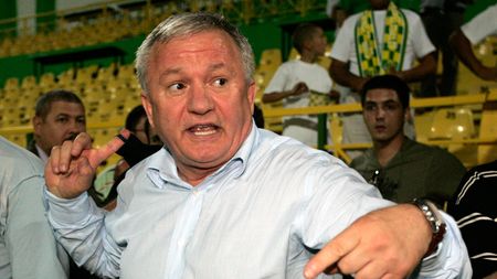 "Deși au prime mari, ai mei parcă jucau pe două beri"