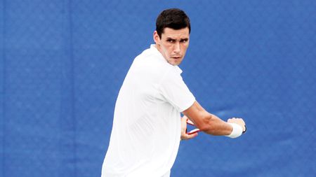 Hănescu, abandon în setul decisiv cu Brands 2-2(7-6, 7-6, 6-7, 3-6, 0-3)