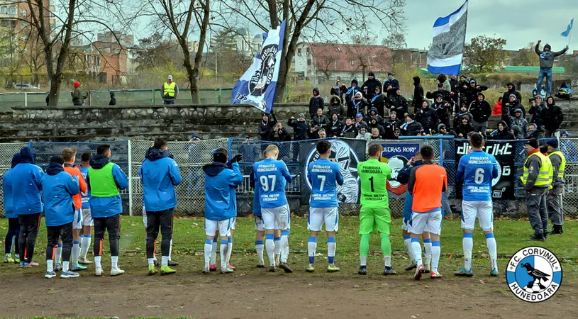 Corvinul vrea să facă pasul final către play-off! Florin Maxim merge la victorie pe terenul Stelei: ”O echipă periculoasă, cu jucători de calitate”