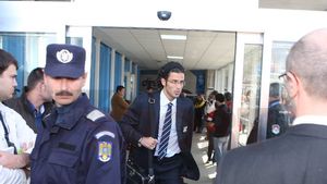 VEZI AICI imagini de la sosirea lui Olympique Lyon!