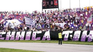 Mingea e în terenul "Nașului"!** Autoritățile decid marți dacă rămân sau nu alături de Poli