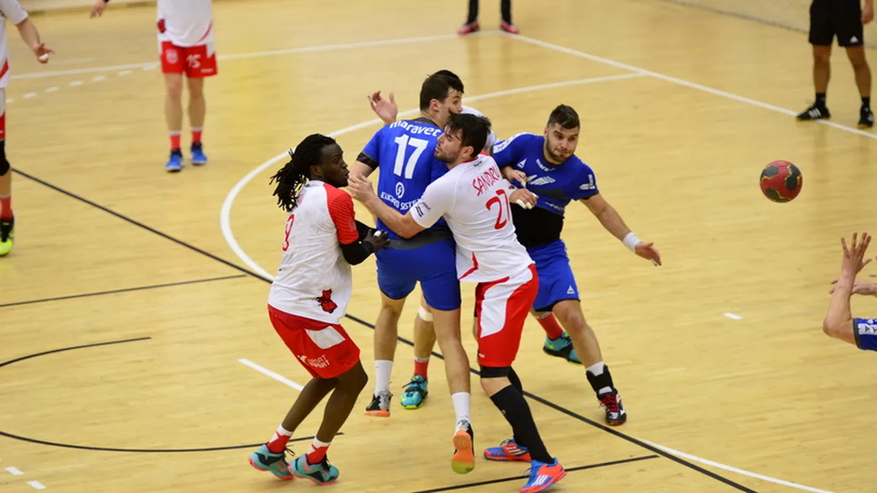 Minaur Baia Mare s-a calificat în finala Ligii Naționale, după o victorie dramatică, la aruncările de la 7 metri: 27-24 cu Dinamo. Bucureștenii au ratat finala din cauza unei 