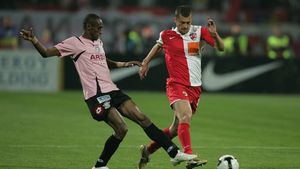 Dinamo - Rapid,** duminică ora 20:00! Steaua joacă luni!