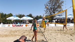 Echipele din Reșița au dominat Beach Volley Master Trophy