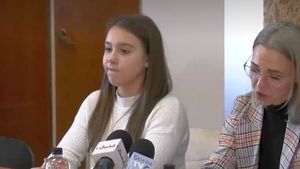 Cazul „Mărturie din Infernul de la Deva” al gimnastei Amalia Puflea, dezvăluit de ProSport, a ajuns în Parlamentul României! „Tuturor fetelor ne era teamă pentru agresiune sexuală” | VIDEO