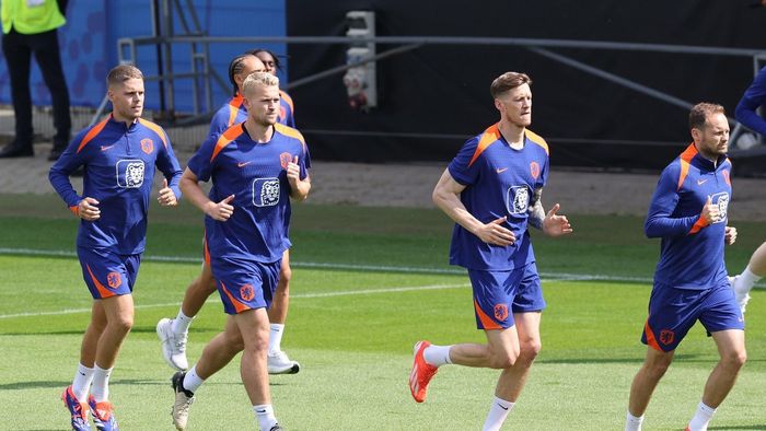 Manchester United plănuiește un transfer de 65.000.000 de lire sterline al fotbalistului, chiar după România - Olanda! Își trimite scouterii să îl vadă pe fundașul central direct în Germania