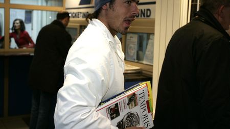 Stăncioiu, cititor de FHM