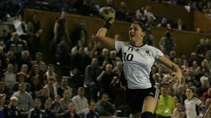 "U" Jolidon Cluj - HCM Roman 25-26 în primul meci al sezonului Ligii Naționale de handbal feminin